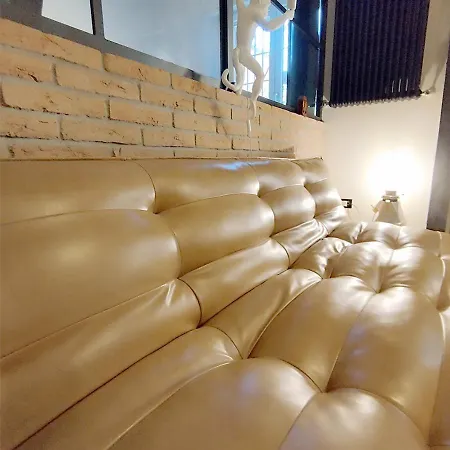 Apartment Industrial Design Loft - Vicino Lo Stadio Bologna