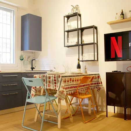 Industrial Design Loft - Vicino Lo Stadio Apartamento